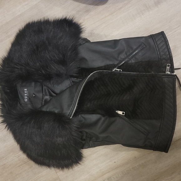 Women's vest - Picture 2 of 3